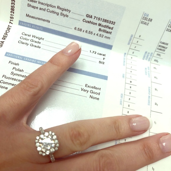 Amazing Emerald Cut 1.72 C ring appraised $29k - Picture 2 of 6